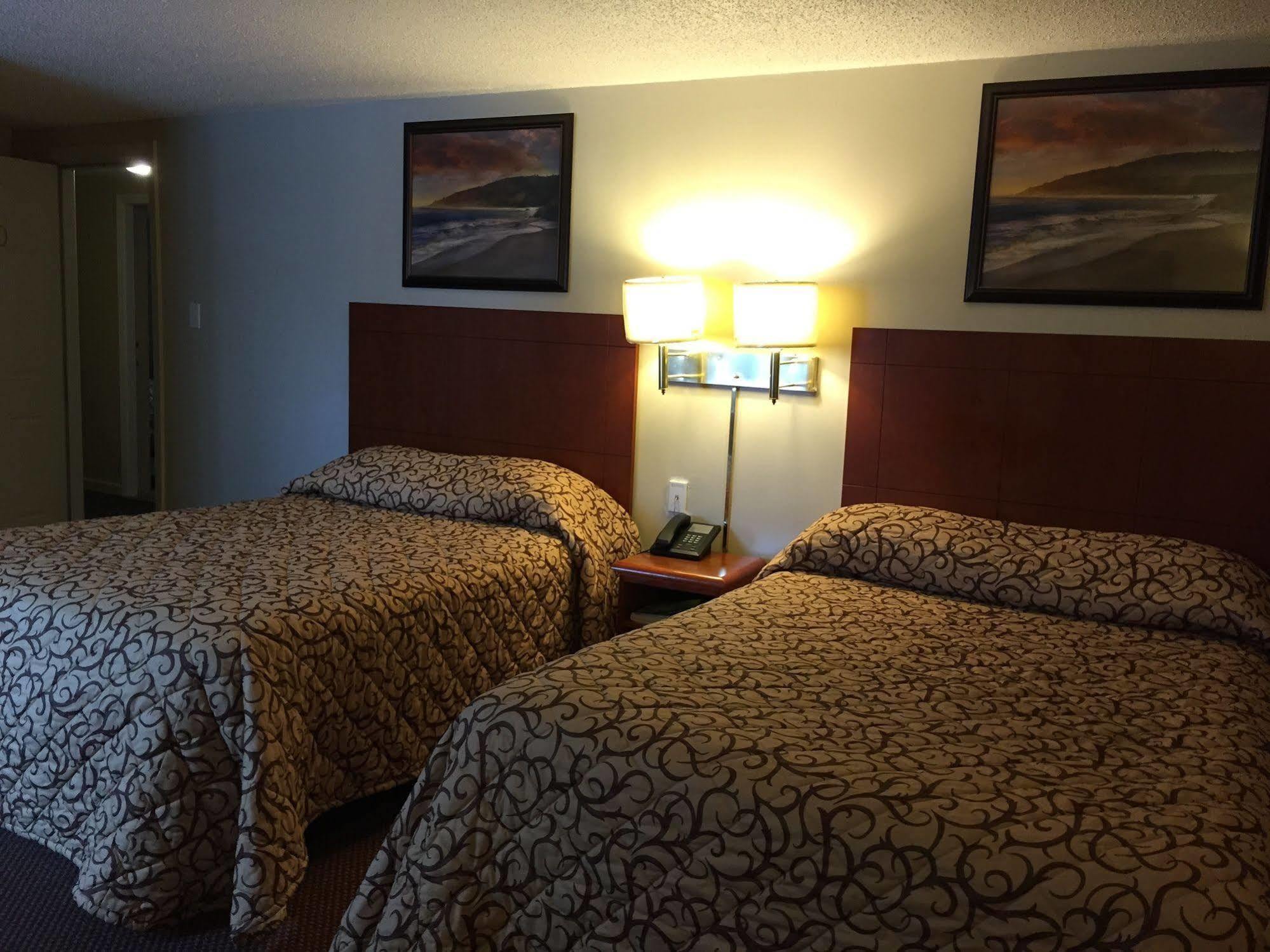 Royal Inn Motel Watertown Esterno foto