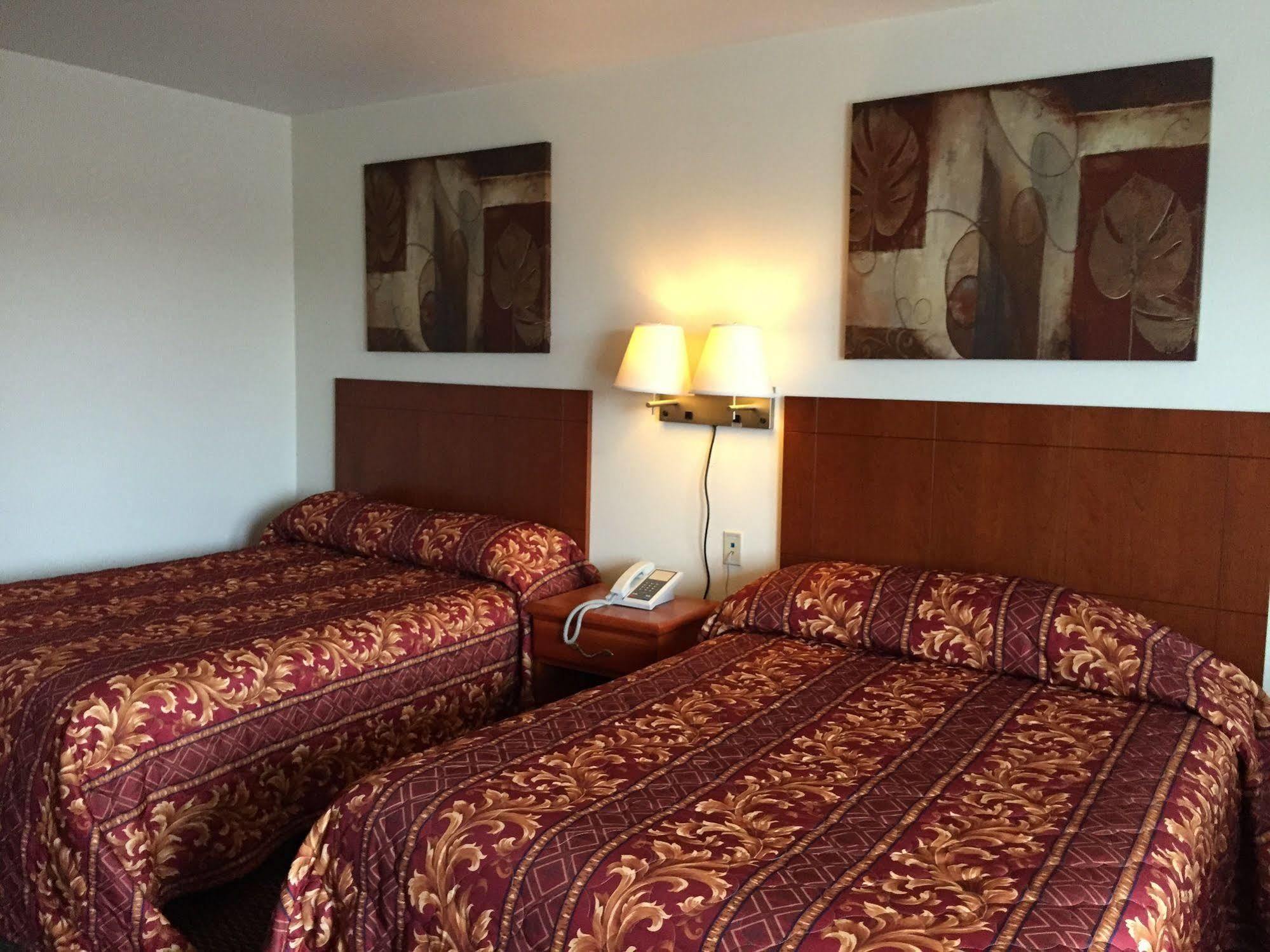 Royal Inn Motel Watertown Esterno foto